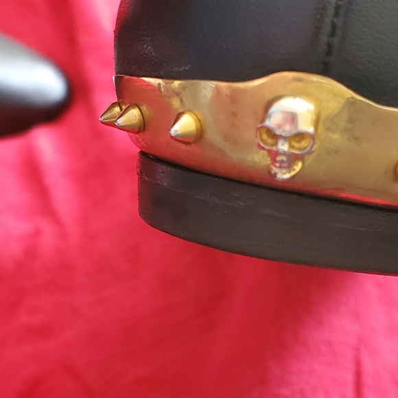 Alexander Mcqueen black flats - Picture 5 of 8